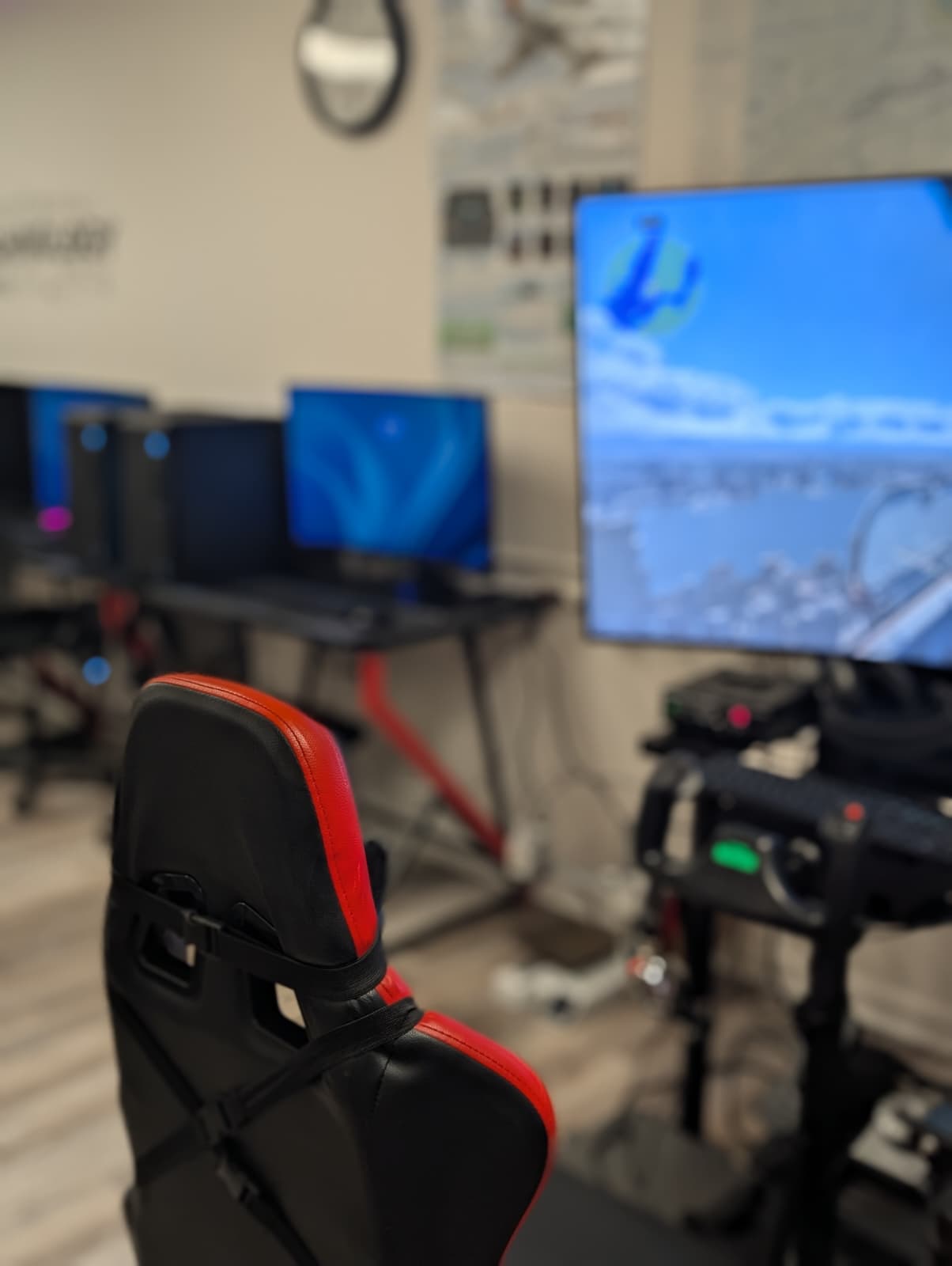 Flight simulator station used by AMCAI students